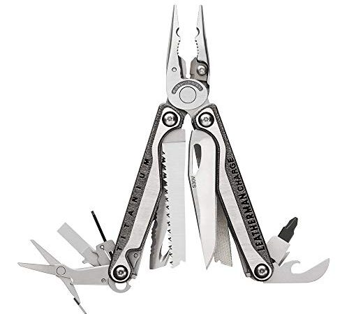 Leatherman Charge Plus TTi - Multiherramienta de titanio con bloqueo incluyendo navajas, alicates, sierra y destornillador, herramienta de camping y de pesca, hecha en los EE.UU., en acero inoxidable